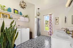 Sonoma County Historical Ranch House on a Vineyard - Image 2